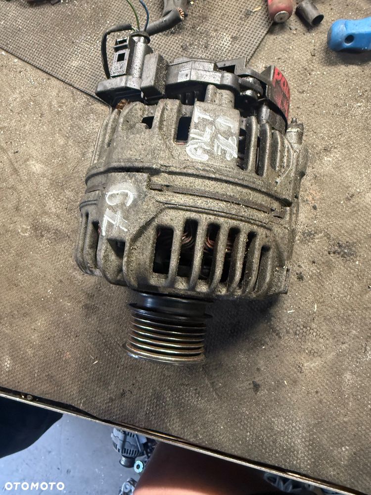 ALTERNATOR VOLKWAGEN AUDI SEAT SKODA  70A 037903025 - 1