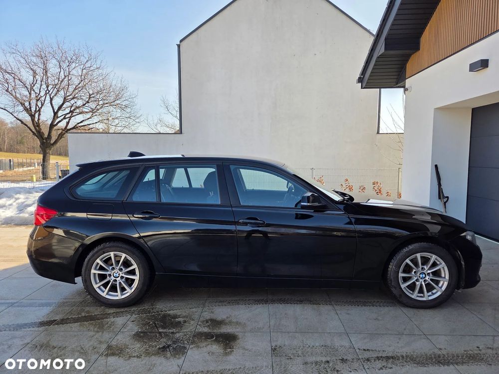 BMW Seria 3 318d - 5