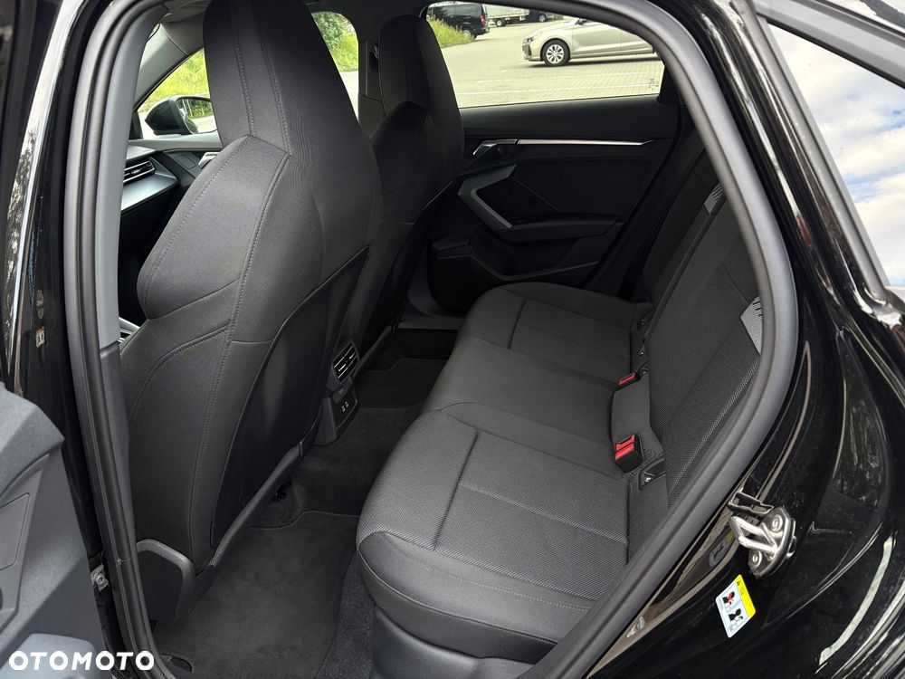 Audi A3 Limousine 35 TFSI mHEV Advanced S tronic - 10