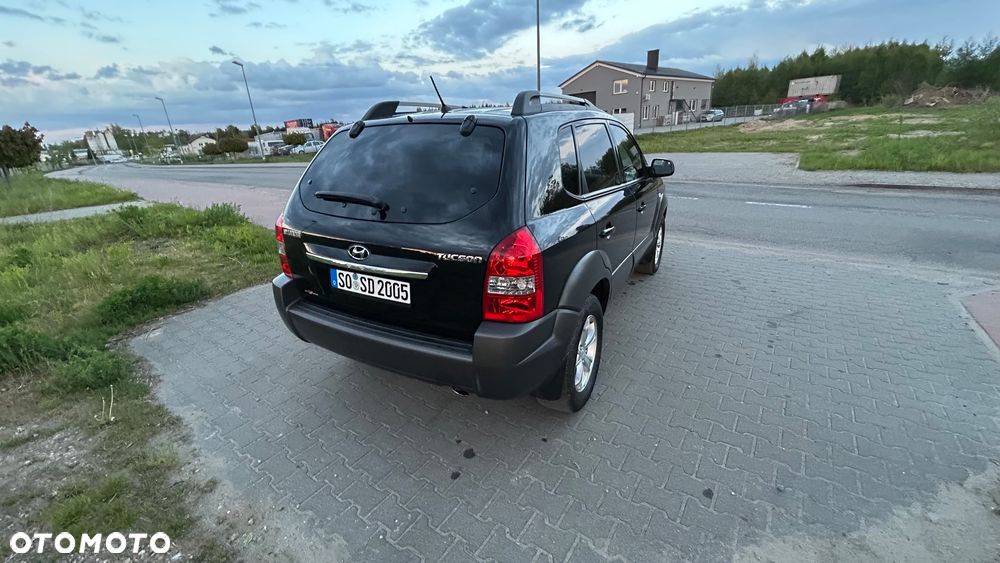 Hyundai Tucson 2.0 2WD GLS - 9