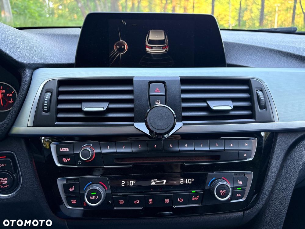 BMW Seria 3 320d - 21