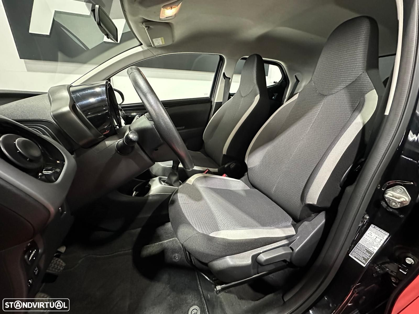 Toyota Aygo 1.0 X-Plus - 6