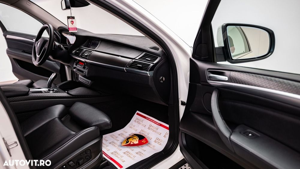 BMW X6 xDrive50i - 16