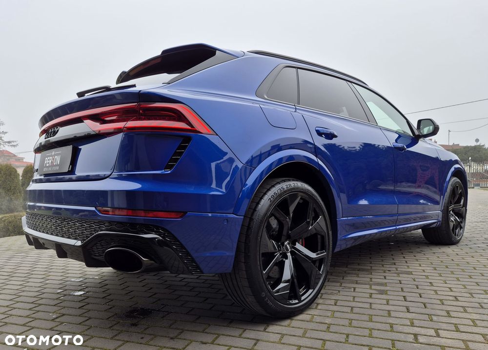 Audi RS Q8 - 5