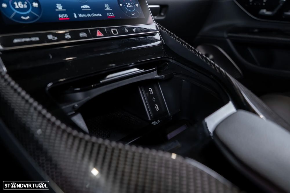 Mercedes-Benz SL 63 AMG 4Matic+ - 32