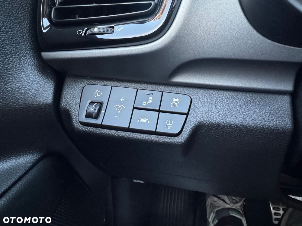 Kia Stonic 1.0 T-GDI 120 Spirit - 9