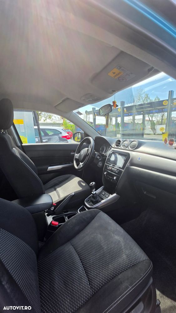 Suzuki Vitara 1.4 Passion - 10
