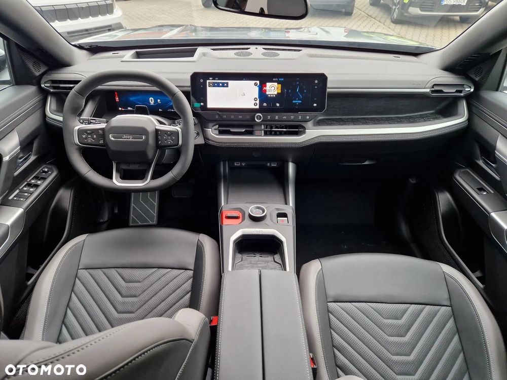 Jeep Compass 1.2 T3 mHEV Summit FWD DCT - 11