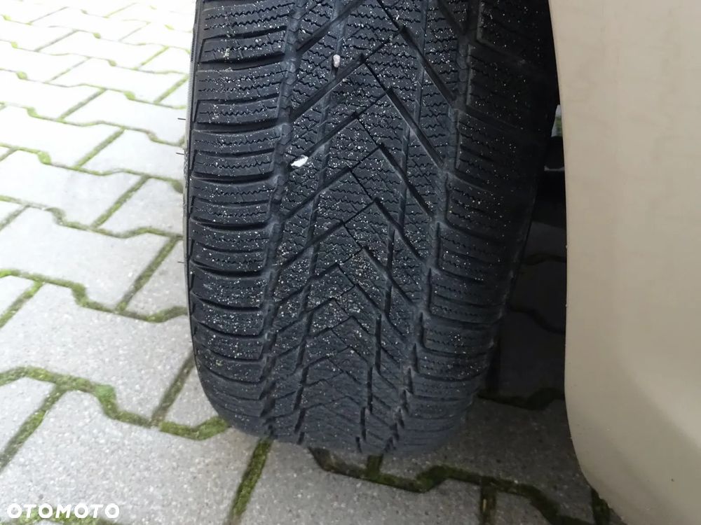 Ford Fiesta 1.0 EcoBoost Powershift Titanium - 26