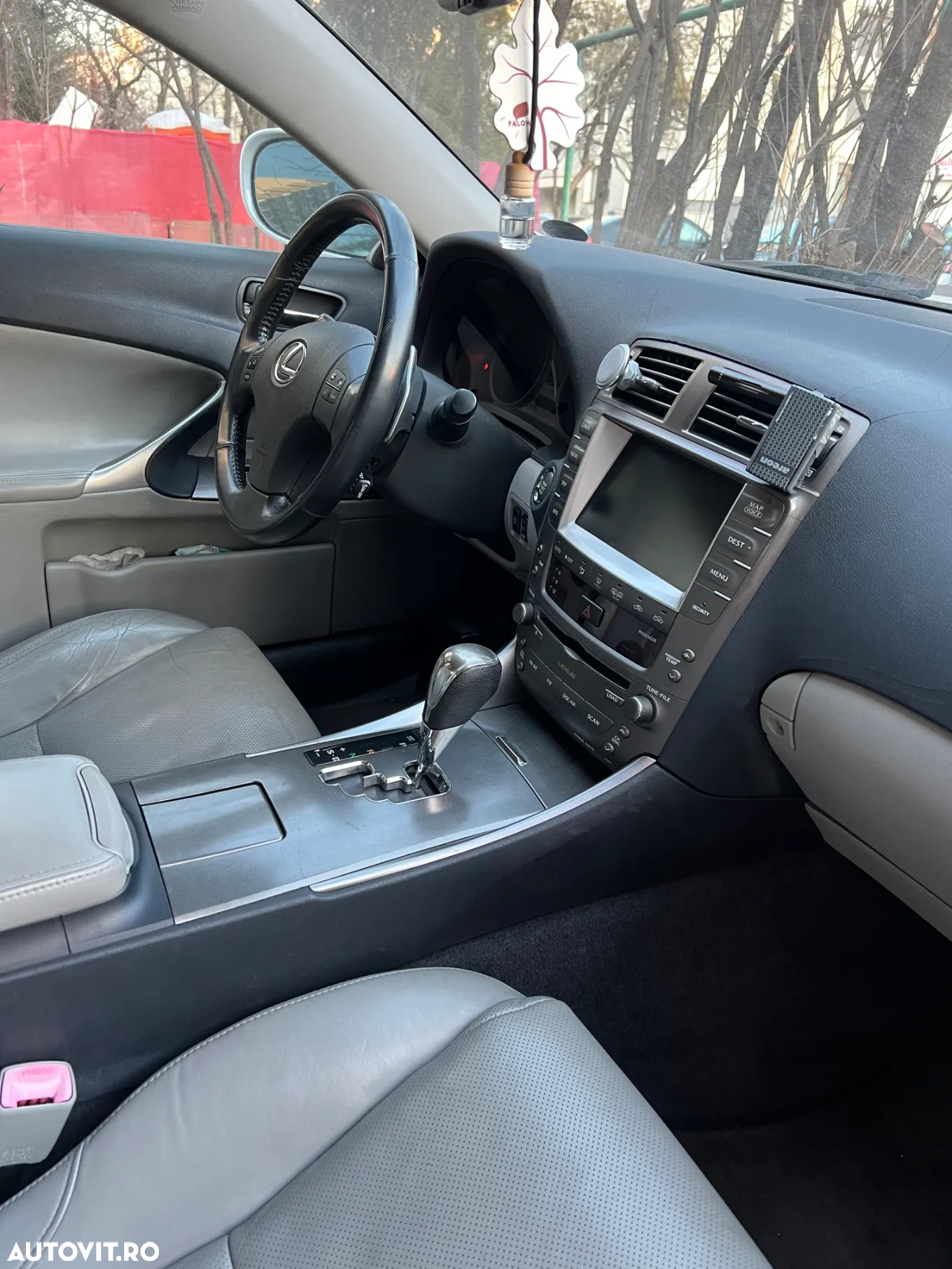Lexus Seria IS 250 2.5 V6 Aut Luxury - 15
