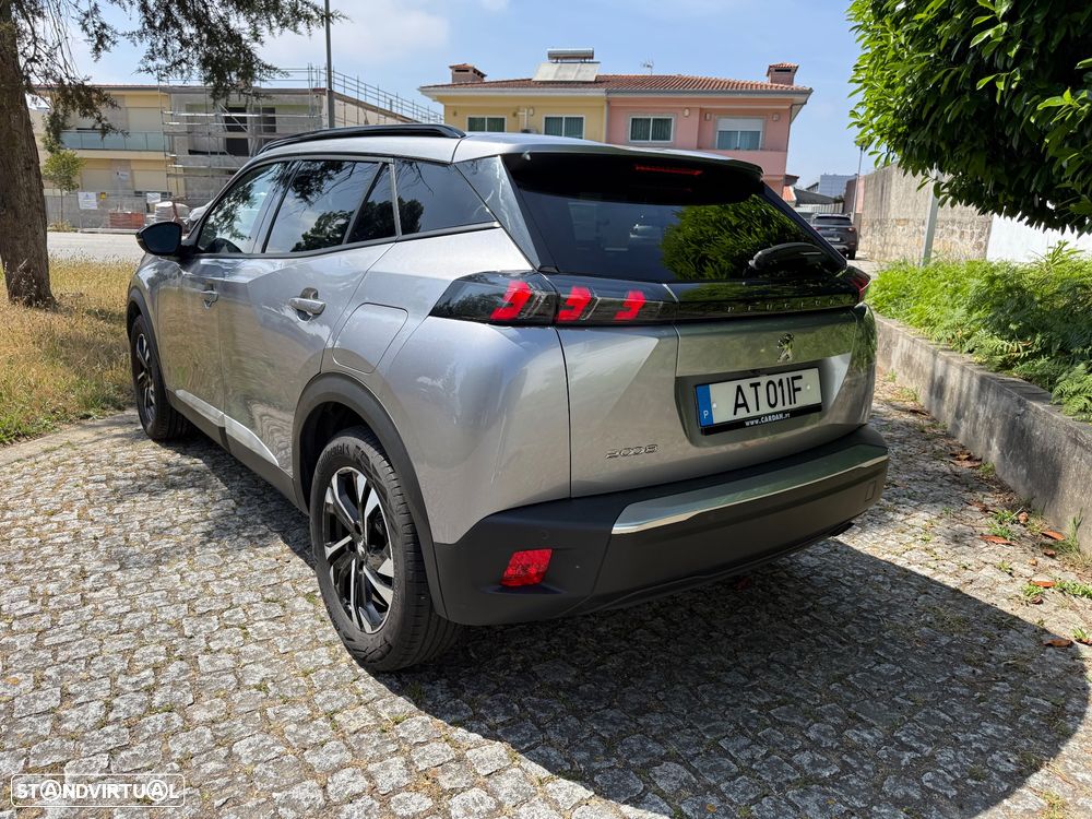 Peugeot 2008 1.2 PureTech Allure Pack - 3