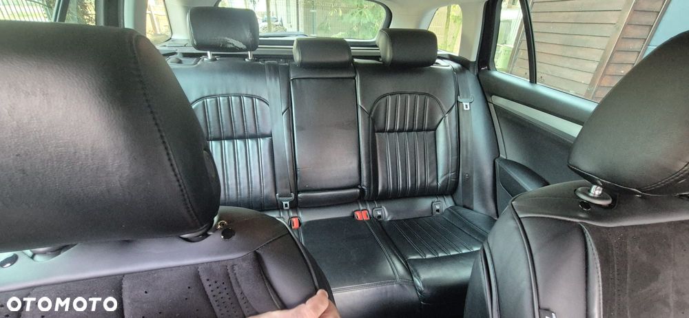 Skoda Superb 2.0 TDI DSG Ambition - 8