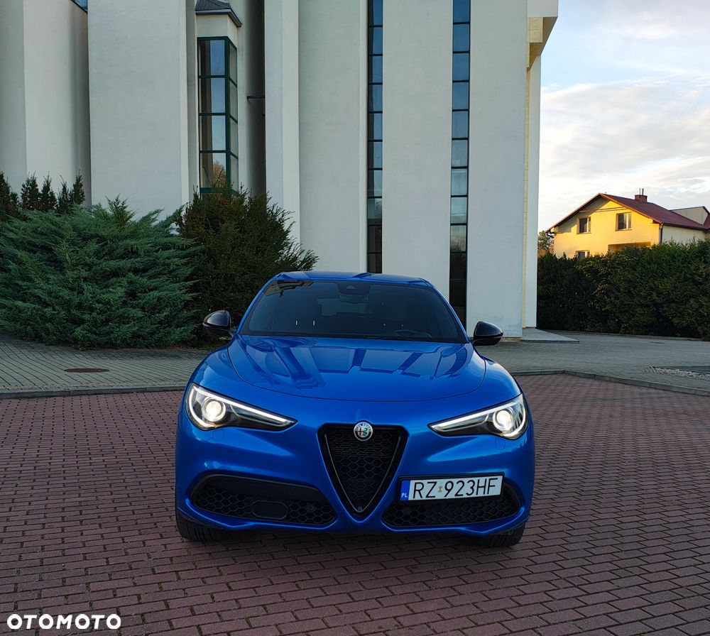 Alfa Romeo Stelvio 2.0 Turbo Veloce Q4 - 11