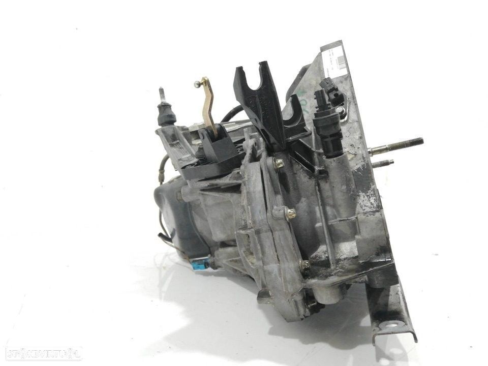 CAIXA VELOCIDADES DACIA LOGAN 2006 - 2