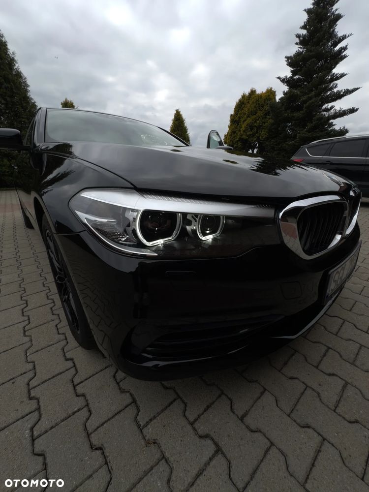 BMW Seria 5 520d xDrive Sport Line sport - 8
