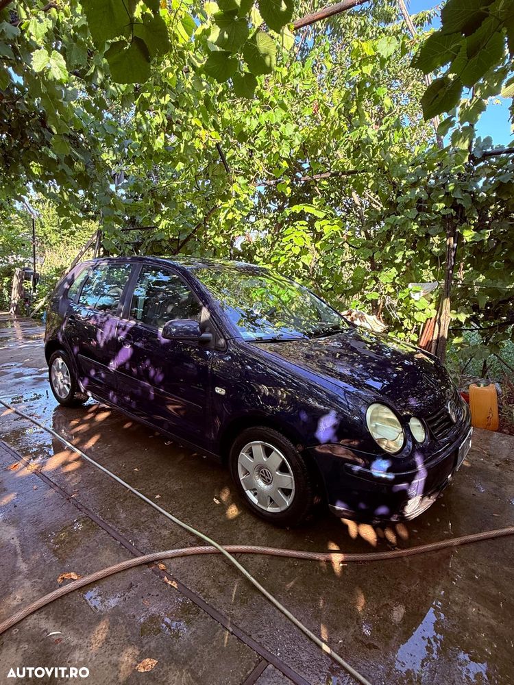 Volkswagen Polo 1.4 TDI Comfortline - 4