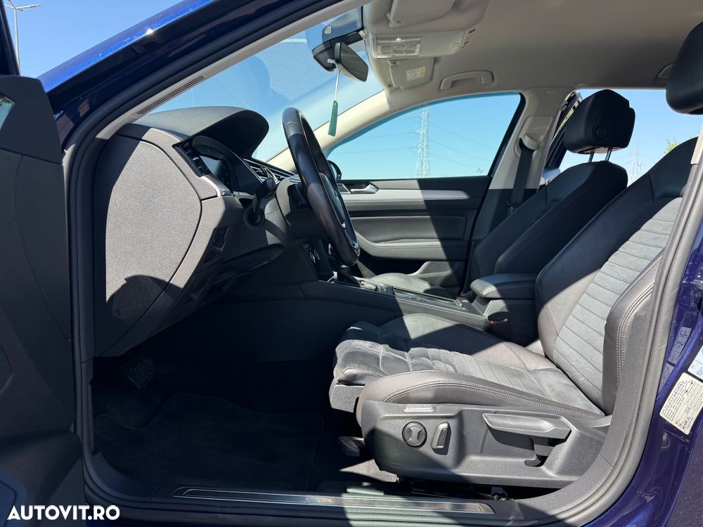 Volkswagen Passat Variant 2.0 TDI DSG 4Motion Highline - 35