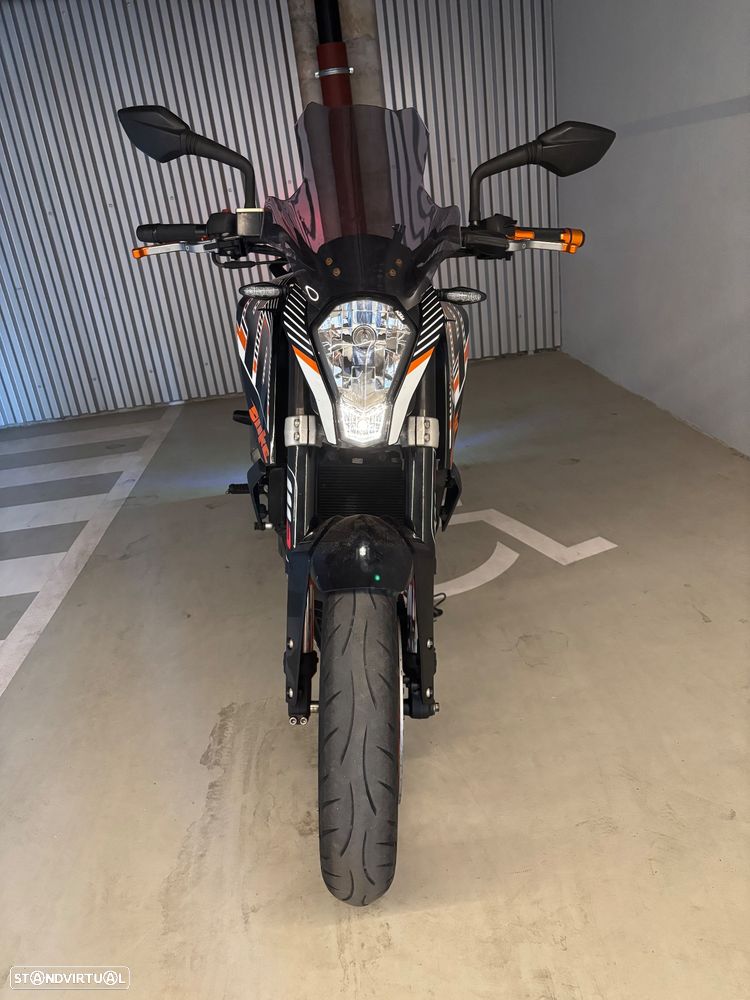 KTM 390 - 4