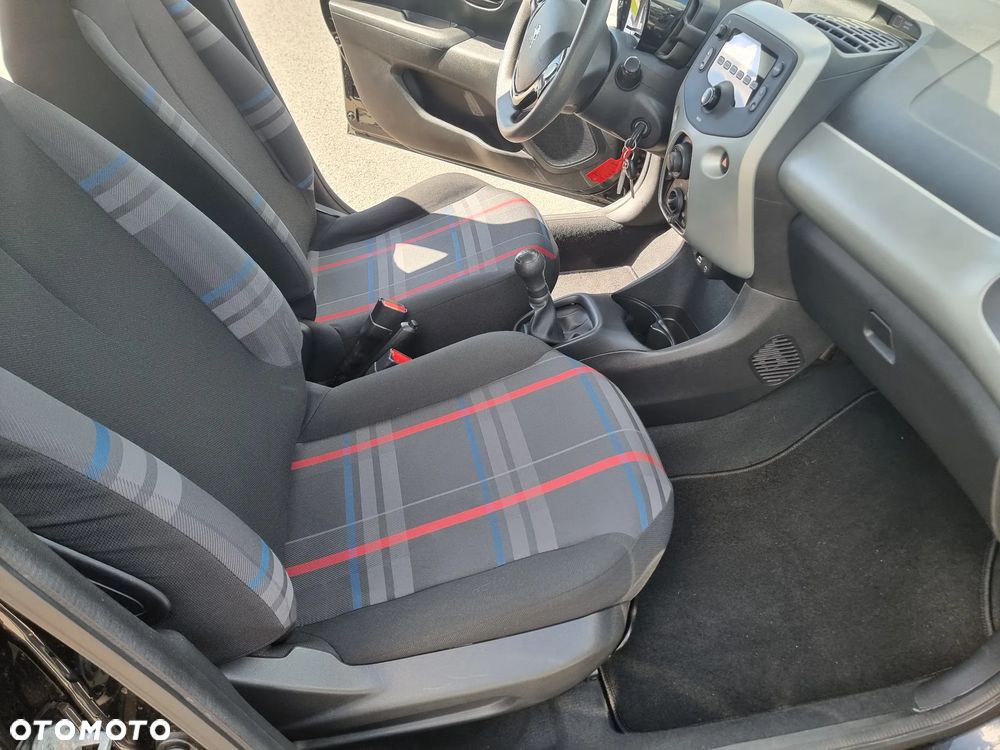 Peugeot 108 - 6