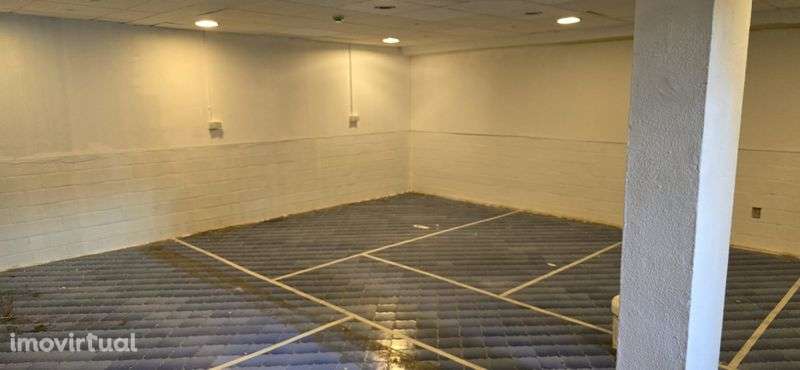 Armazém no centro de Faro - Grande imagem: 2/2