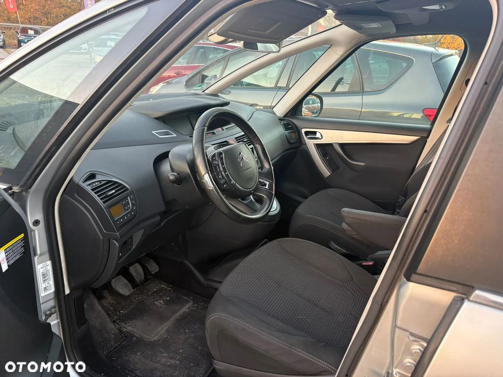 Citroën C4 Picasso 1.6 e-HDi FAP EGS6 Black Top - 17