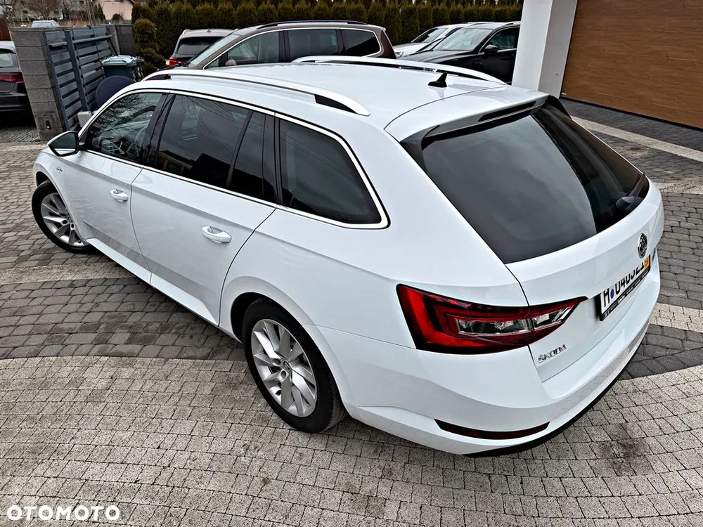 Skoda Superb 2.0 TDI DSG L&K - 12