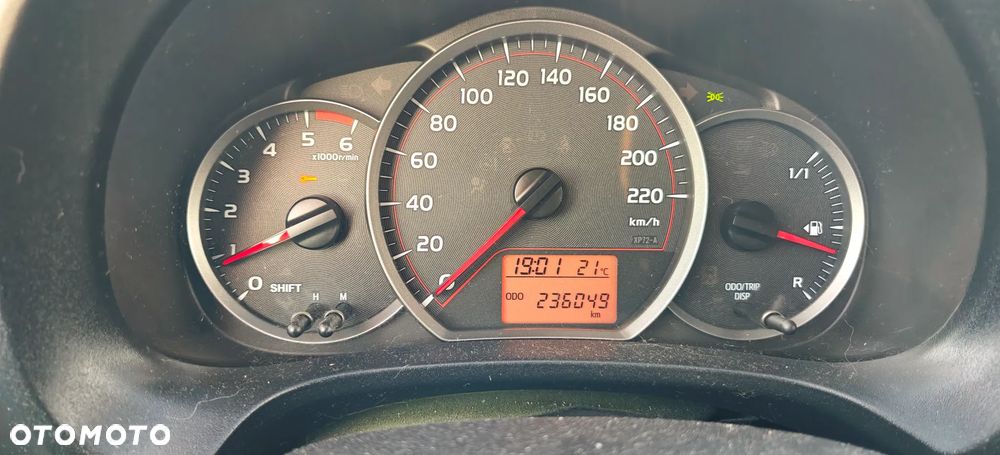 Toyota Yaris 1.4 D-4D Premium - 5