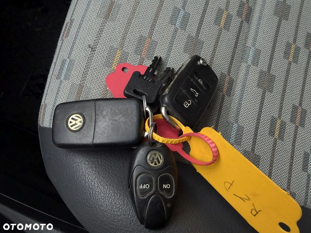 Volkswagen Caddy 1,6 TD DSG - 25