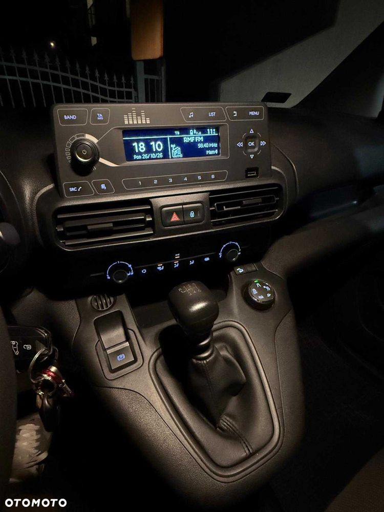 Opel Combo - 11