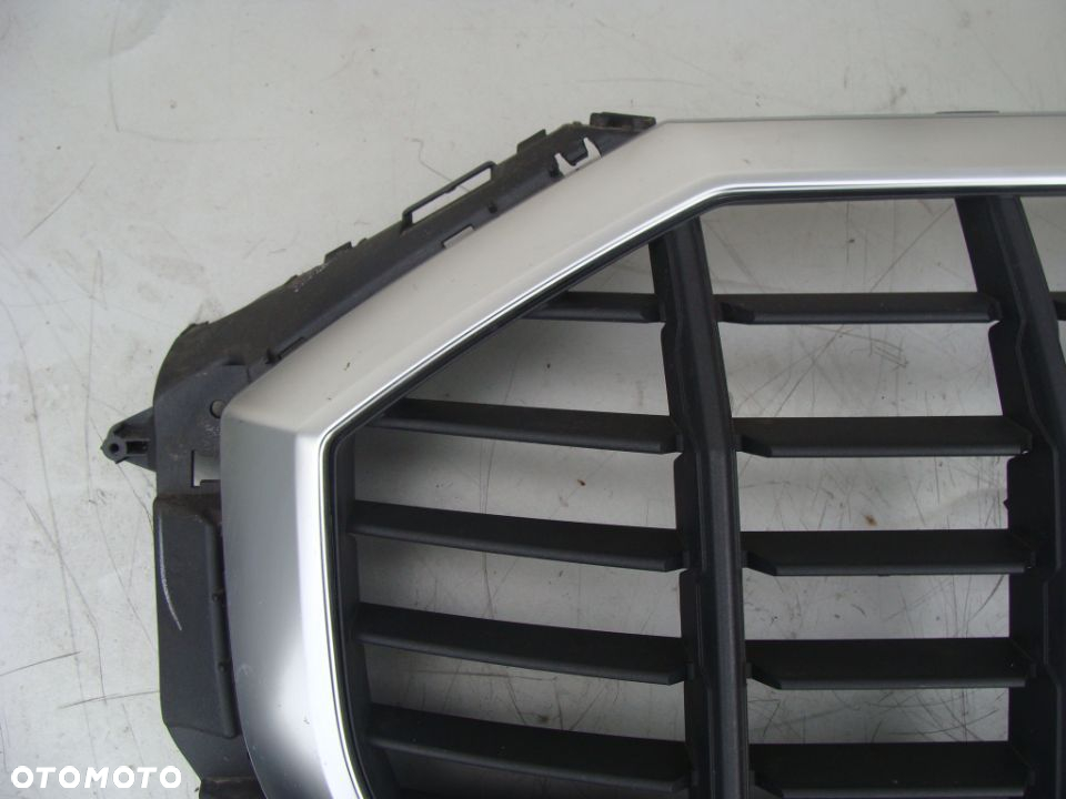 AUDI Q3 II  ATRAPA CHŁODNICY GRILL 83A853651 - 2