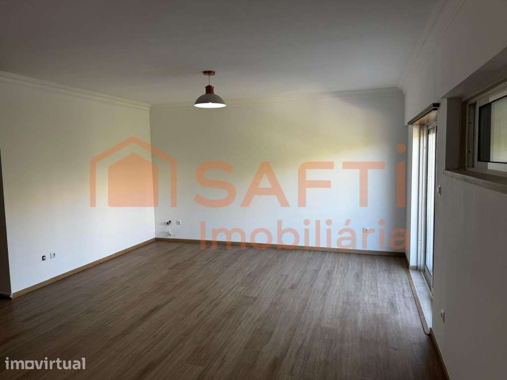 Apartamento T3 para Arrendamento em Ramada - Grande imagem: 4/26