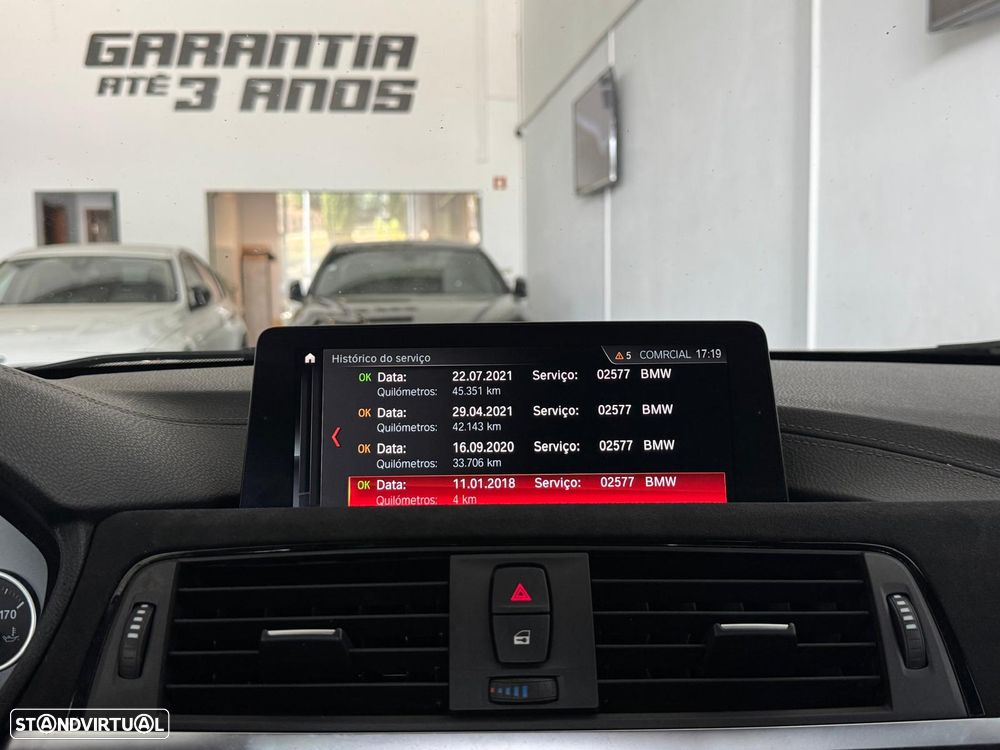 BMW 330 e iPerformance Pack M - 29