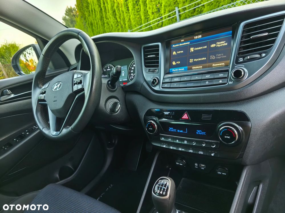 Hyundai Tucson 1.7 CRDI BlueDrive GO 2WD - 18