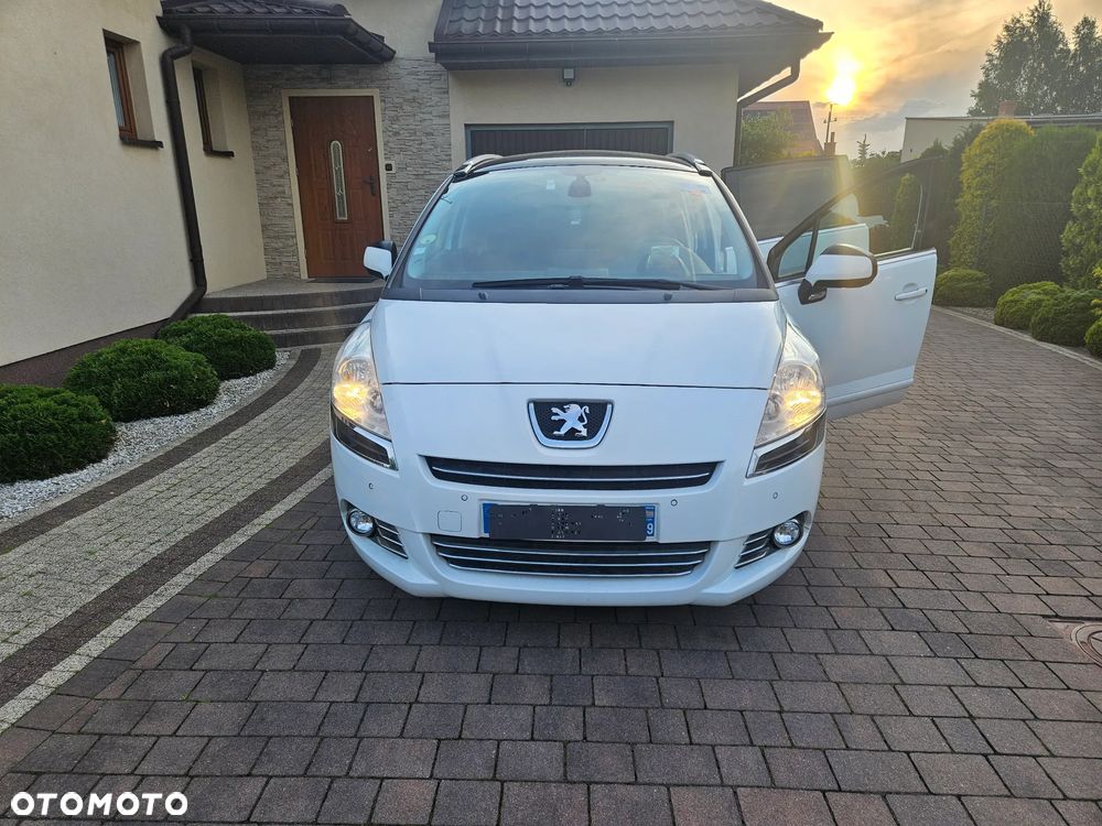 Peugeot 5008 HDI 115 Active - 29