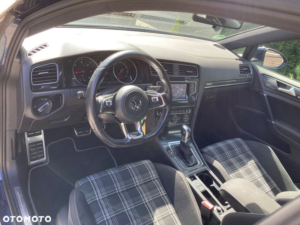 Volkswagen Golf GTD (BlueMotion Technology) DSG - 7