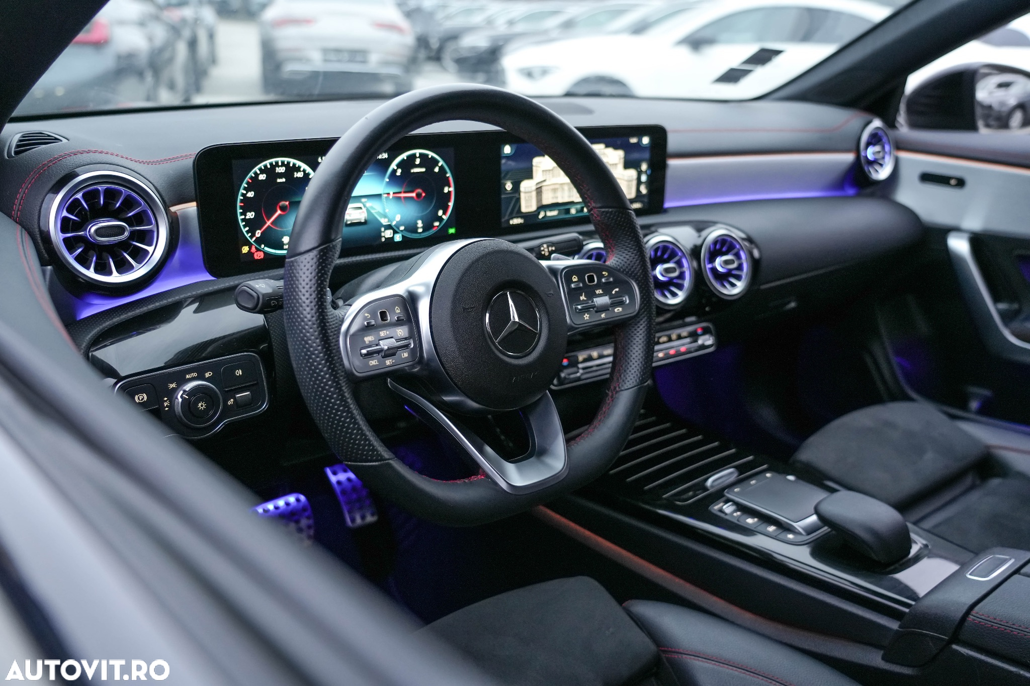 Mercedes-Benz CLA 180 d 7G-DCT AMG Line - 4