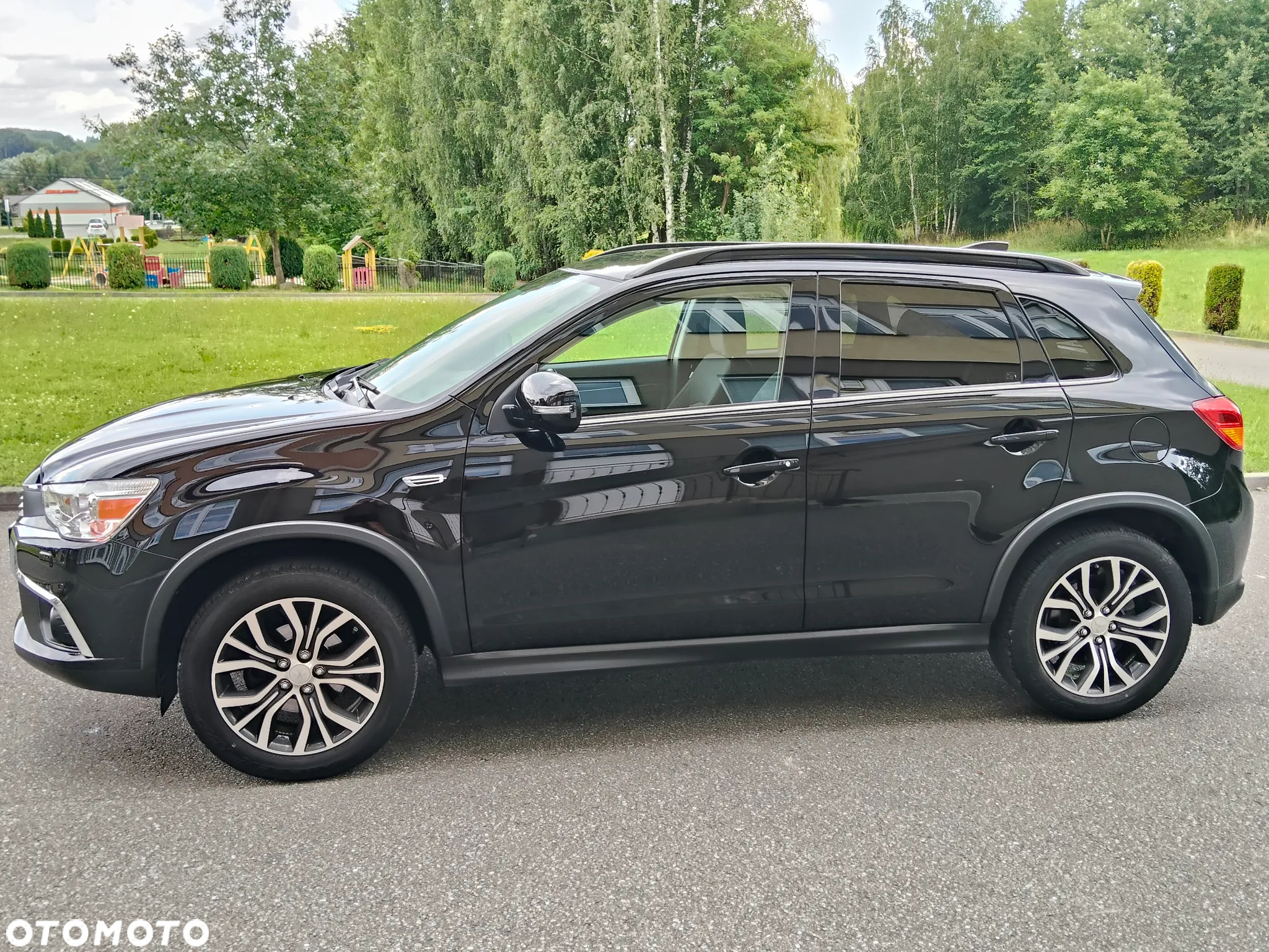 Mitsubishi ASX 1.6 Black Edition - 12