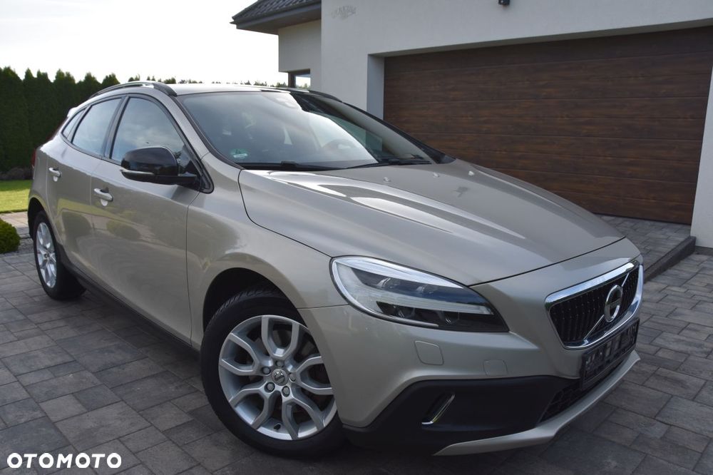 Volvo V40 Cross Country T3 Drive-E Summum - 8