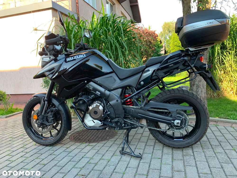 Suzuki DL - 6