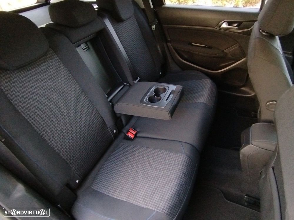 Peugeot 308 SW 1.2 PureTech Style - 26