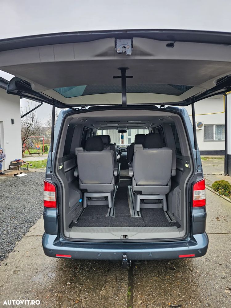Volkswagen Multivan - 13