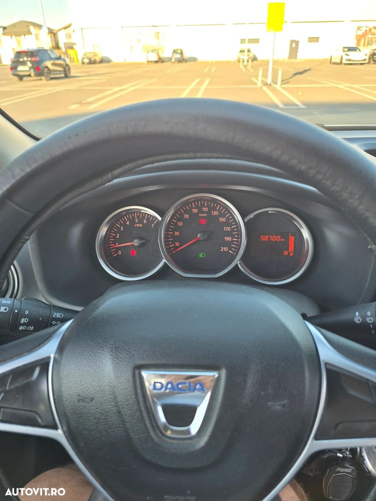 Dacia Sandero Stepway TCe 90 MT6 Essential - 14