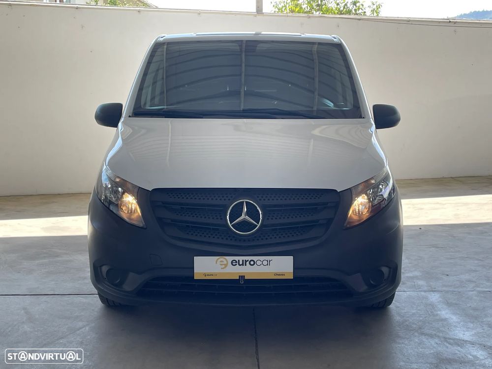 Mercedes-Benz VITO 111 CDI  ISOTÉRMICA - 9