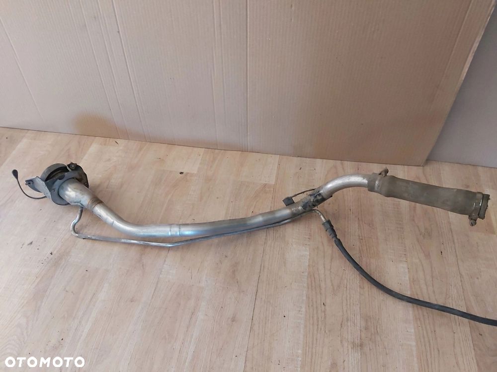 CHRYSLER VOYAGER IV rura wlewu paliwa benzyna - 5