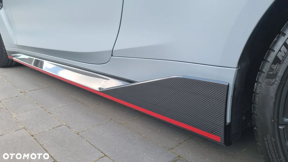 BMW M4 CSL sport - 13