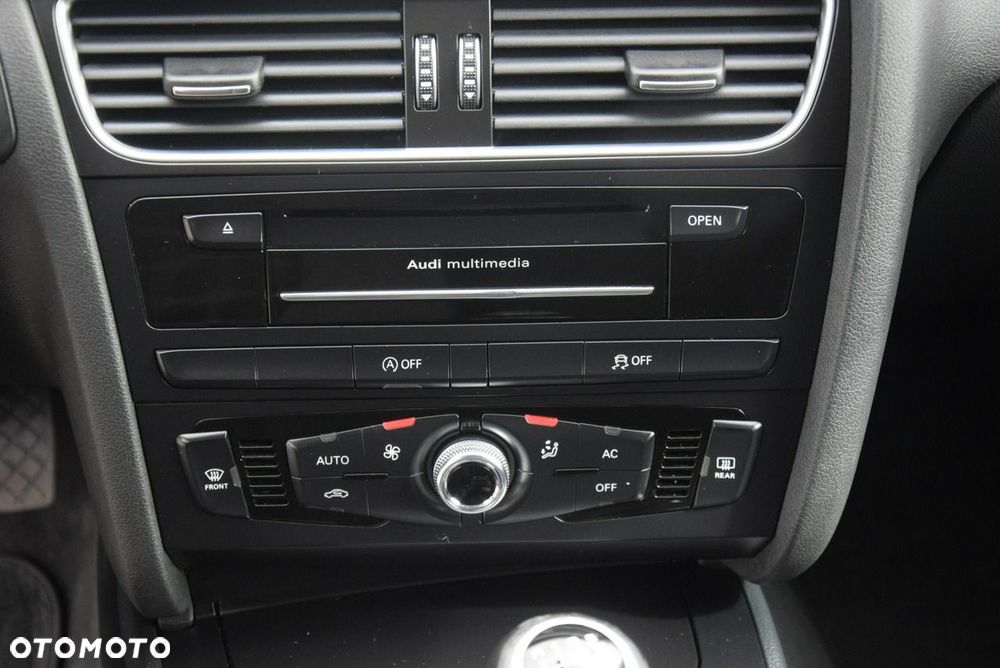 Audi A4 Avant 2.0 TDI Quattro - 32