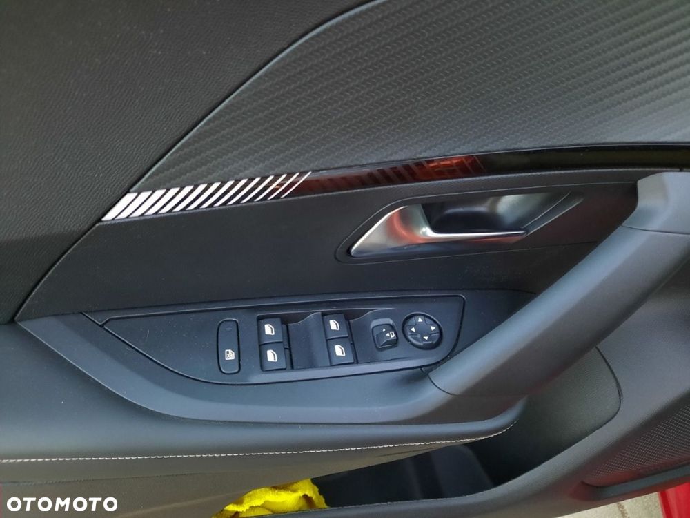 Peugeot 2008 - 16