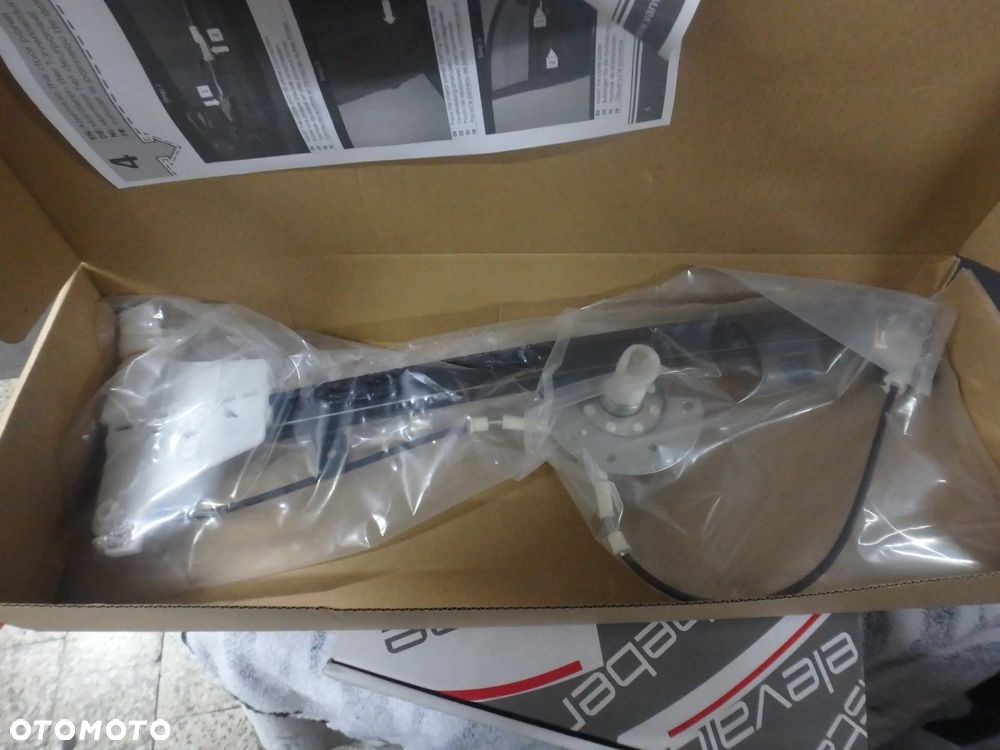 Podnosnik szyb prawy i lewy VW Fox - 1