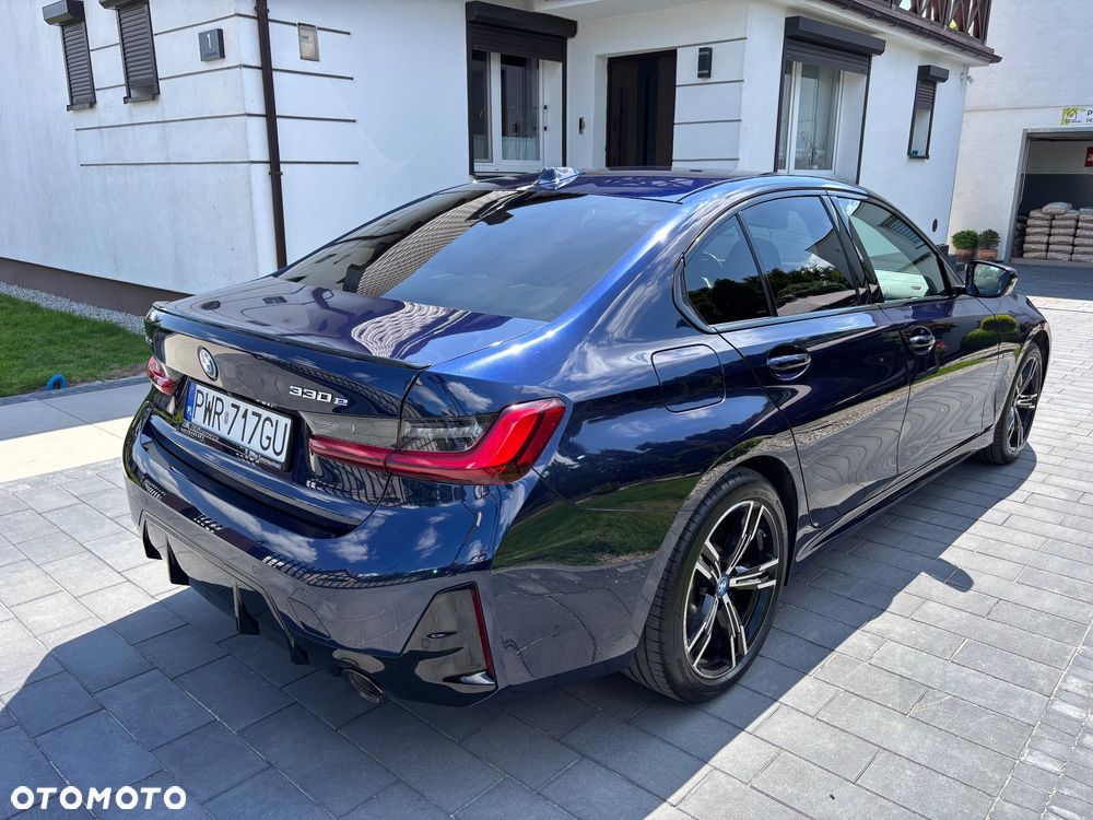 BMW Seria 3 330e xDrive M Sport - 11