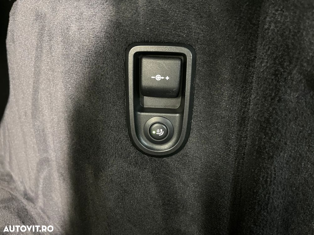 BMW Seria 5 530d xDrive Aut. M Sport Edition - 33